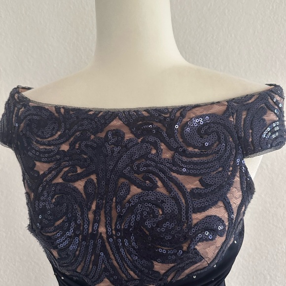 Adrianna Papell Navy Off Shoulder Maxi Dress - Picture 4 of 12